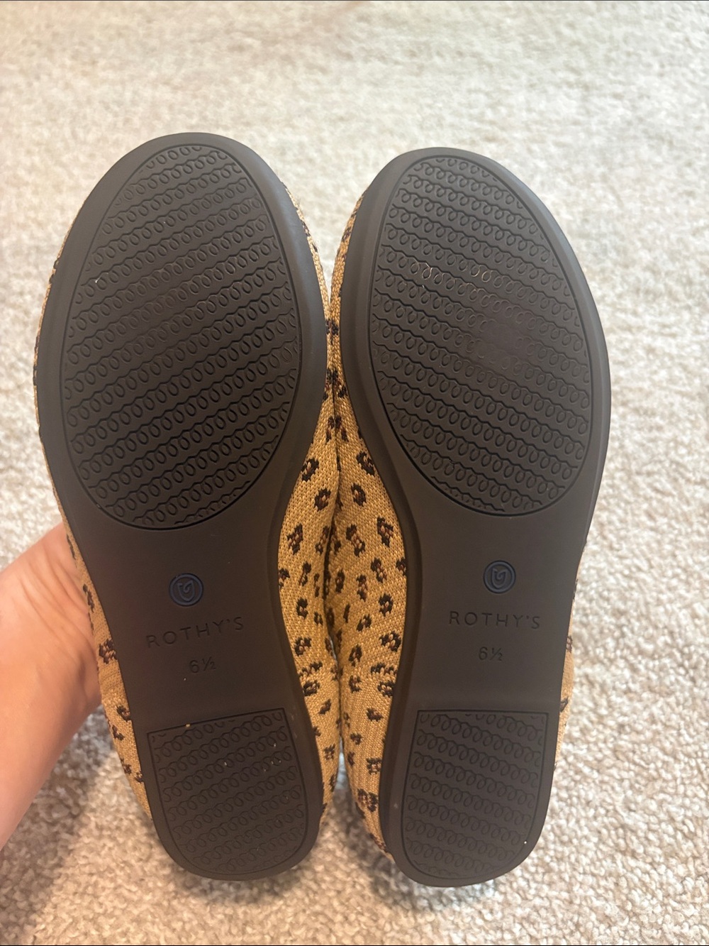 Rothy's Leopard Print Slip-On Flats in Tan and Black 6.5 - Picture 2 of 7